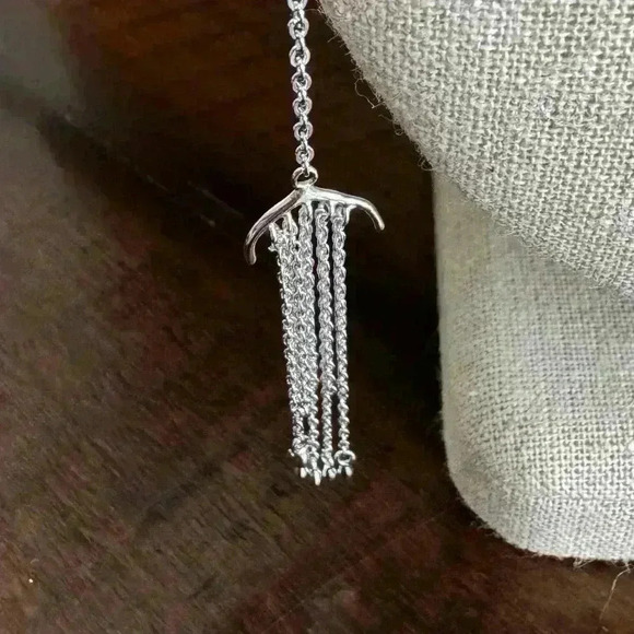 Stella &  Dot Silver Wrap Necklace - Picture 5 of 6